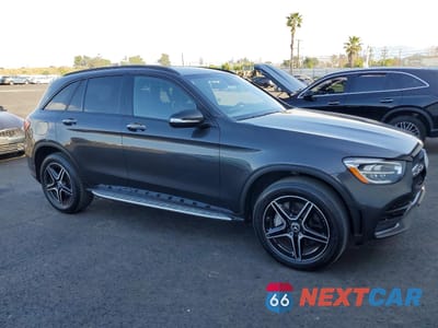 Czwarte zdjęcie samochodu z boku: 2022 MERCEDES-BENZ GLC 300 VIN:W1N0G8DBXNV331015 - miniatura