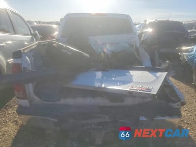 Zdjęcie 6 z 11 samochodu: 2008 GMC SIERRA C1500 VIN:2GTEC13J881201443 - miniatura