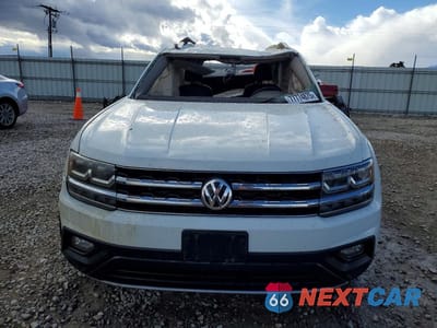 Piąte zdjęcie samochodu w środku: 2018 VOLKSWAGEN ATLAS SE VIN:1V2LR2CAXJC521387 - miniatura