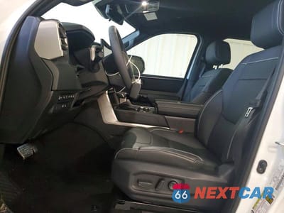 Zdjęcie 7 z 11 samochodu: 2026 TOYOTA TUNDRA VIN:5TFJA5DB4TX368476 - miniatura