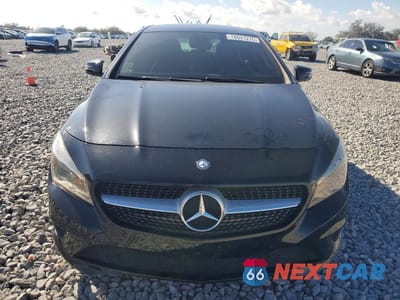 Piąte zdjęcie samochodu w środku: 2016 MERCEDES-BENZ CLA 250 VIN:WDDSJ4EB5GN348032 - miniatura