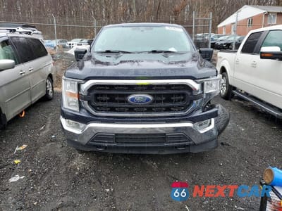 Piąte zdjęcie samochodu w środku: 2022 FORD F150 SUPER CAB VIN:1FTFX1E57NKE43760 - miniatura