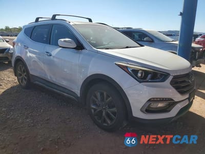 Czwarte zdjęcie samochodu z boku: 2018 HYUNDAI SANTA FE SPORT 2.0T ULTIMATE VIN:5XYZW4LA2JG535425 - miniatura