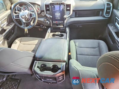 Zdjęcie 8 z 12 samochodu: 2021 RAM 1500 BIG HORN/LONE STAR VIN:1C6SRFBT1MN730945 - miniatura