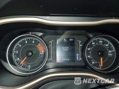 Zdjęcie 9 z 14 samochodu: 2017 JEEP CHEROKEE LATITUDE VIN:1C4PJMCS3HW575282 - miniatura