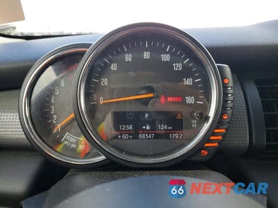 Zdjęcie 9 z 11 samochodu: 2016 MINI COOPER VIN:WMWXU1C51G2D11502 - miniatura