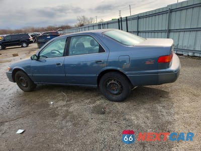 Drugie zdjęcie samochodu z przodu: 2000 TOYOTA CAMRY CE VIN:4T1BG22K9YU997501 - miniatura