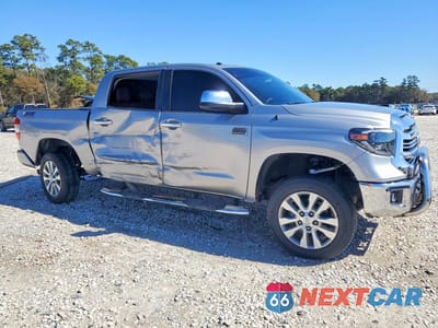 Czwarte zdjęcie samochodu z boku: 2016 TOYOTA TUNDRA 1794 EDITION VIN:5TFAW5F16GX512251 - miniatura
