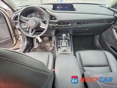Zdjęcie 8 z 12 samochodu: 2023 MAZDA CX-30 PREFERRED VIN:3MVDMBCM4PM567463 - miniatura