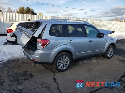 Trzecie zdjęcie samochodu z tyłu: 2011 SUBARU FORESTER TOURING VIN:JF2SHAGC0BH747563 - miniatura