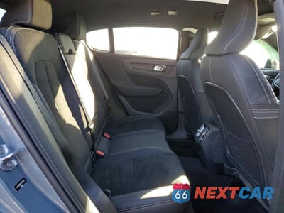 Zdjęcie 11 z 14 samochodu: 2023 VOLVO C40 RECHARGE ULTIMATE VIN:YV4ED3GM4P2051419 - miniatura