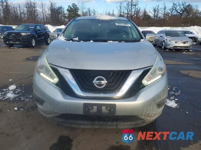 Piąte zdjęcie samochodu w środku: 2017 NISSAN MURANO S VIN:5N1AZ2MH5HN154557 - miniatura