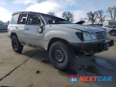 Czwarte zdjęcie samochodu z boku: 2006 LEXUS LX 470 BASE VIN:JTJHT00W164006774 - miniatura