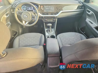 Zdjęcie 8 z 15 samochodu: 2021 KIA NIRO LX VIN:KNDCB3LC2M5488276 - miniatura