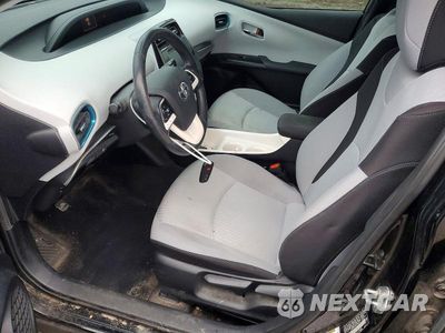 Zdjęcie 7 z 11 samochodu: 2016 TOYOTA PRIUS VIN:JTDKARFU5G3009421 - miniatura