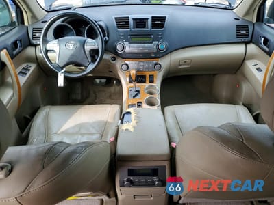 Zdjęcie 8 z 13 samochodu: 2008 TOYOTA HIGHLANDER VIN:JTEEW44A982001903 - miniatura