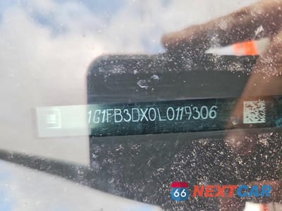 Zdjęcie 12 z 12 samochodu: 2020 CHEVROLET CAMARO LS VIN:1G1FB3DX0L0119306 - miniatura