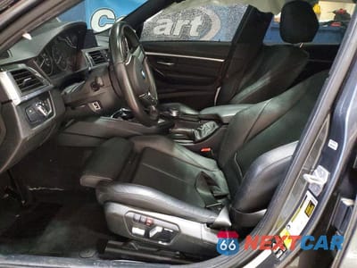 Zdjęcie 7 z 11 samochodu: 2017 BMW 330 XI VIN:WBA8D9C38HA012014 - miniatura