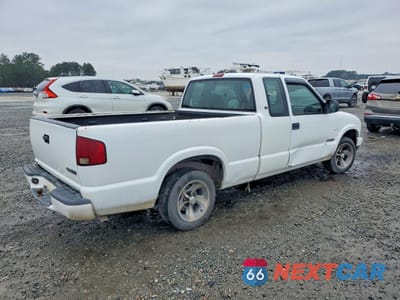 Trzecie zdjęcie samochodu z tyłu: 2000 CHEVROLET S TRUCK S10 VIN:1GCCS19W8Y8135972 - miniatura