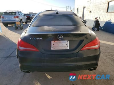 Zdjęcie 6 z 11 samochodu: 2014 MERCEDES-BENZ CLA 250 VIN:WDDSJ4EBXEN063601 - miniatura