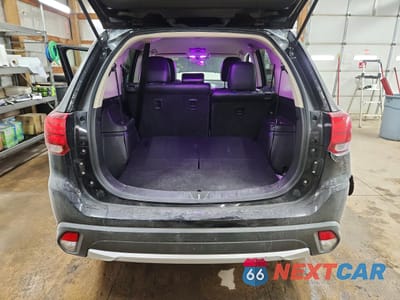 Zdjęcie 6 z 14 samochodu: 2016 MITSUBISHI OUTLANDER SE VIN:JA4AD3A37GZ036044 - miniatura