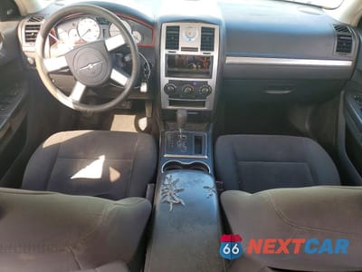 Zdjęcie 8 z 12 samochodu: 2009 CHRYSLER 300 LX VIN:2C3KA43D39H612542 - miniatura