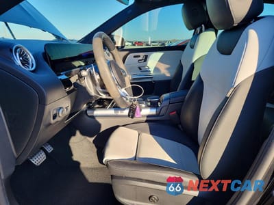 Zdjęcie 7 z 15 samochodu: 2023 MERCEDES-BENZ GLA 35 AMG VIN:W1N4N5BB1PJ462773 - miniatura