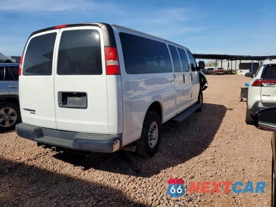 Trzecie zdjęcie samochodu z tyłu: 2013 CHEVROLET EXPRESS G3500 LT VIN:1GAZG1FGXD1185129 - miniatura