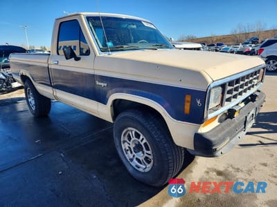 Czwarte zdjęcie samochodu z boku: 1984 FORD RANGER VIN:1FTCR11S5EUC39679 - miniatura