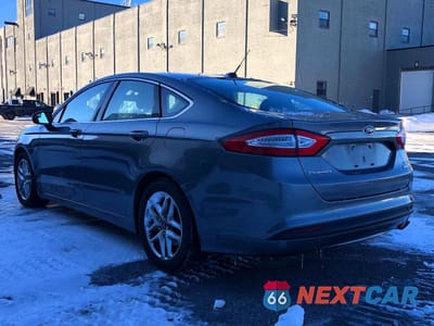 Trzecie zdjęcie samochodu z tyłu: 2013 FORD FUSION SE VIN:3FA6P0HR8DR347788 - miniatura