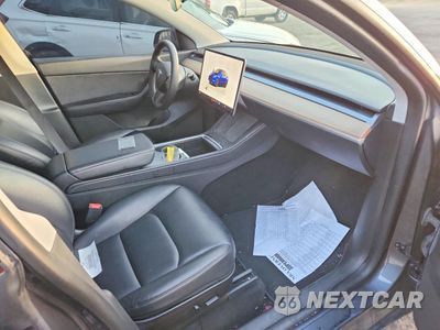 Zdjęcie 13 z 14 samochodu: 2022 TESLA MODEL Y VIN:7SAYGDEF0NF404883 - miniatura