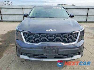 Piąte zdjęcie samochodu w środku: 2025 KIA SORENTO LX VIN:5XYRG4JC1SG366095 - miniatura