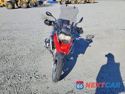 Drugie zdjęcie samochodu z przodu: 2013 BMW R1200 GS VIN:WB10A1102DZ183689 - miniatura
