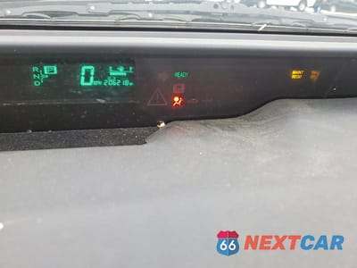 Zdjęcie 9 z 11 samochodu: 2007 TOYOTA PRIUS VIN:JTDKB20U377627620 - miniatura