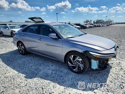 Czwarte zdjęcie samochodu z boku: 2025 HYUNDAI ELANTRA SEL VIN:KMHLS4DG8SU962009 - miniatura