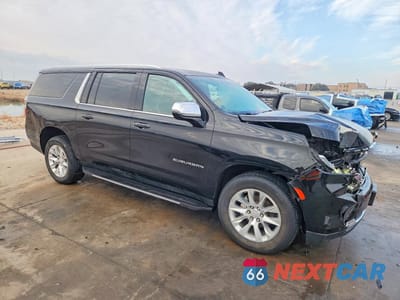 Czwarte zdjęcie samochodu z boku: 2023 CHEVROLET SUBURBAN K1500 PREMIER VIN:1GNSKFKD3PR145651 - miniatura