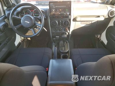Zdjęcie 8 z 13 samochodu: 2010 JEEP WRANGLER UNLIMITED RUBICON VIN:1J4HA6H16AL119021 - miniatura