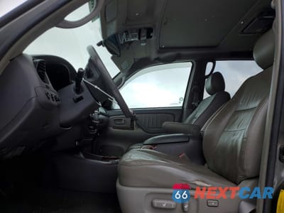 Zdjęcie 7 z 13 samochodu: 2005 TOYOTA SEQUOIA LIMITED VIN:5TDBT48A45S237597 - miniatura