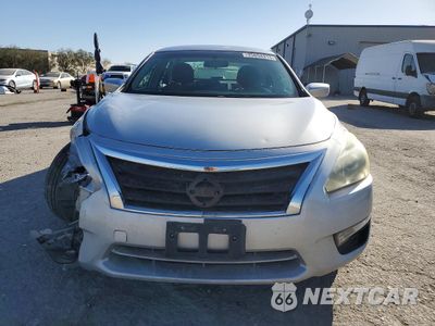 Piąte zdjęcie samochodu w środku: 2013 NISSAN ALTIMA 2.5 VIN:1N4AL3AP3DC117073 - miniatura