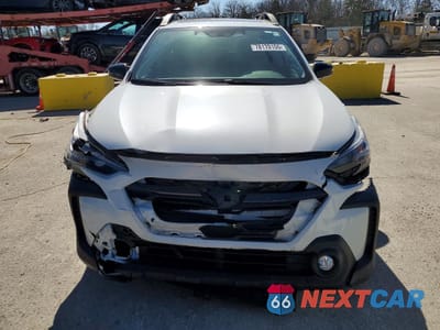 Piąte zdjęcie samochodu w środku: 2024 SUBARU OUTBACK PREMIUM VIN:4S4BTAFC8R3296562 - miniatura