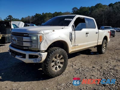 2017 FORD F250 SUPER DUTY 1FT7W2BT6HEC28423 - główne zdjęcie licytacji z USA - miniatura