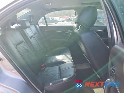 Zdjęcie 10 z 12 samochodu: 2011 LINCOLN MKZ VIN:3LNHL2JC5BR767050 - miniatura
