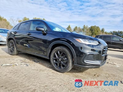 Czwarte zdjęcie samochodu z boku: 2025 HONDA HR-V SPORT VIN:3CZRZ2H50SM794064 - miniatura