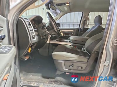 Zdjęcie 7 z 11 samochodu: 2020 RAM 1500 CLASSIC SLT VIN:1C6RR6TT4LS134127 - miniatura