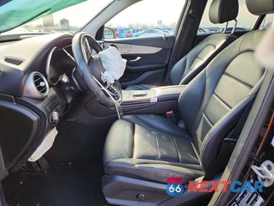 Zdjęcie 7 z 12 samochodu: 2022 MERCEDES-BENZ GLC 300 VIN:W1N0G8DB6NV396220 - miniatura