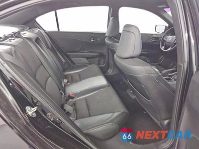 Zdjęcie 10 z 12 samochodu: 2017 HONDA ACCORD SPORT VIN:1HGCR2F52HA126658 - miniatura