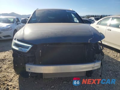 Piąte zdjęcie samochodu w środku: 2018 AUDI Q3 PREMIUM PLUS VIN:WA1HCCFS0JR003959 - miniatura