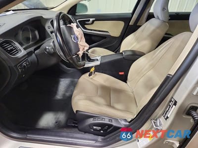 Zdjęcie 7 z 11 samochodu: 2018 VOLVO S60 INSCRIPTION VIN:LYV402TK9JB166676 - miniatura