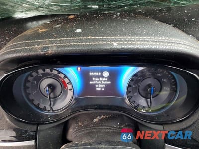 Zdjęcie 9 z 11 samochodu: 2020 CHRYSLER 300 S VIN:2C3CCABT4LH225253 - miniatura