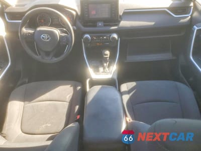 Zdjęcie 8 z 12 samochodu: 2019 TOYOTA RAV4 LE VIN:2T3H1RFV1KW030307 - miniatura